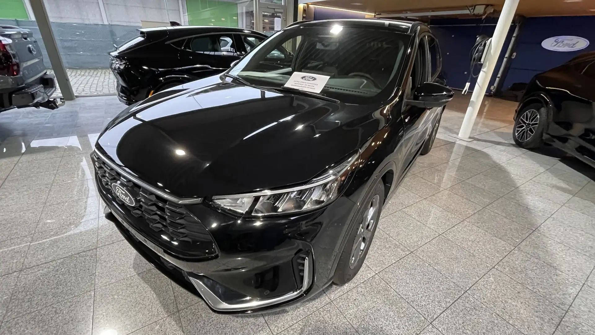 Ford Kuga EcoBoost ST-Line X - 1
