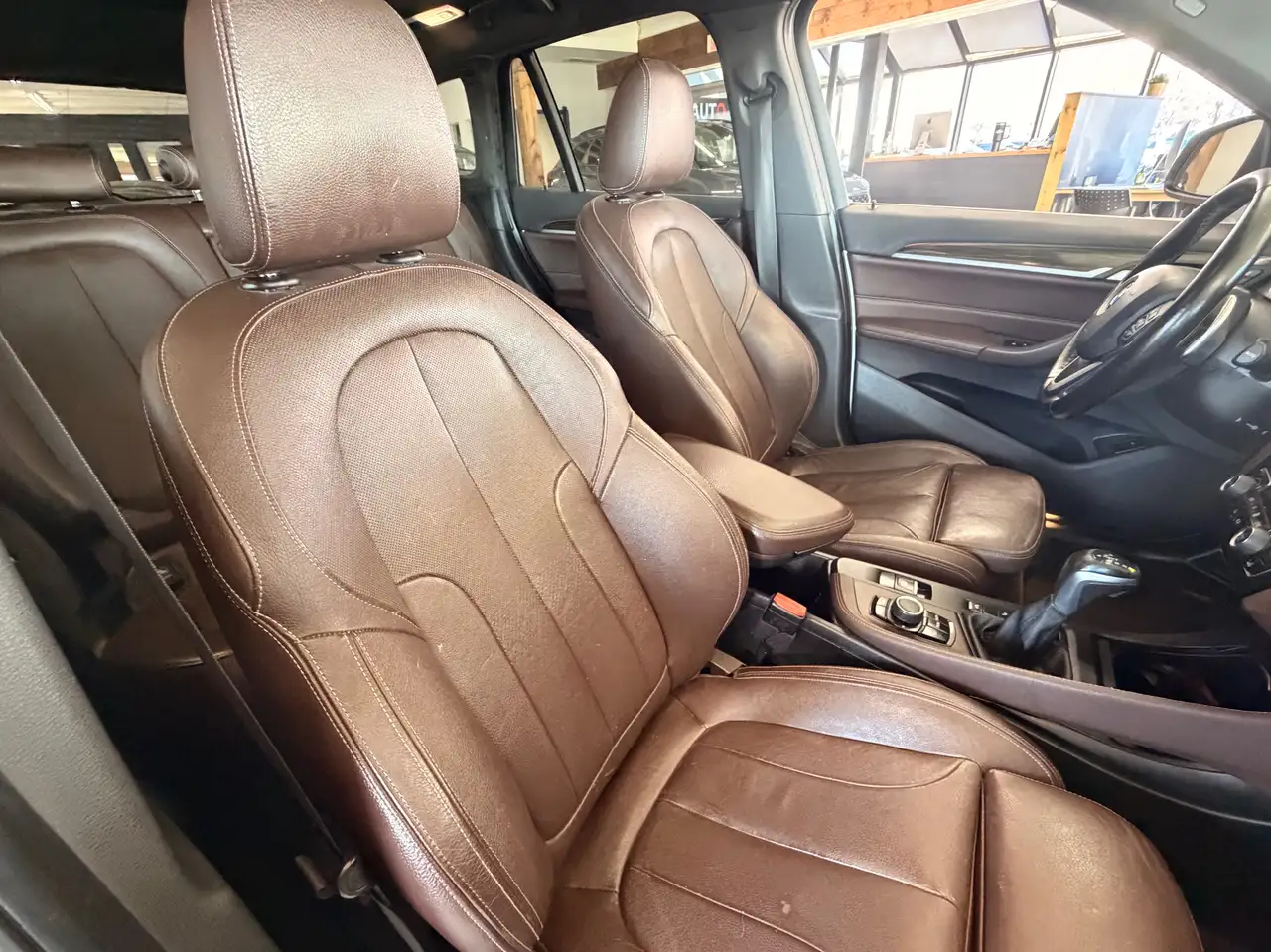BMW X1 photo BMW X1