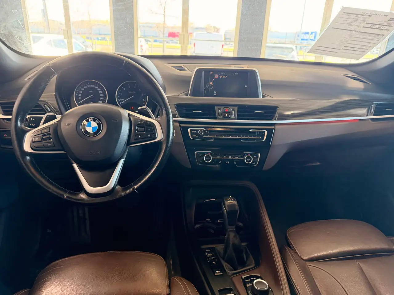 BMW X1 photo BMW X1