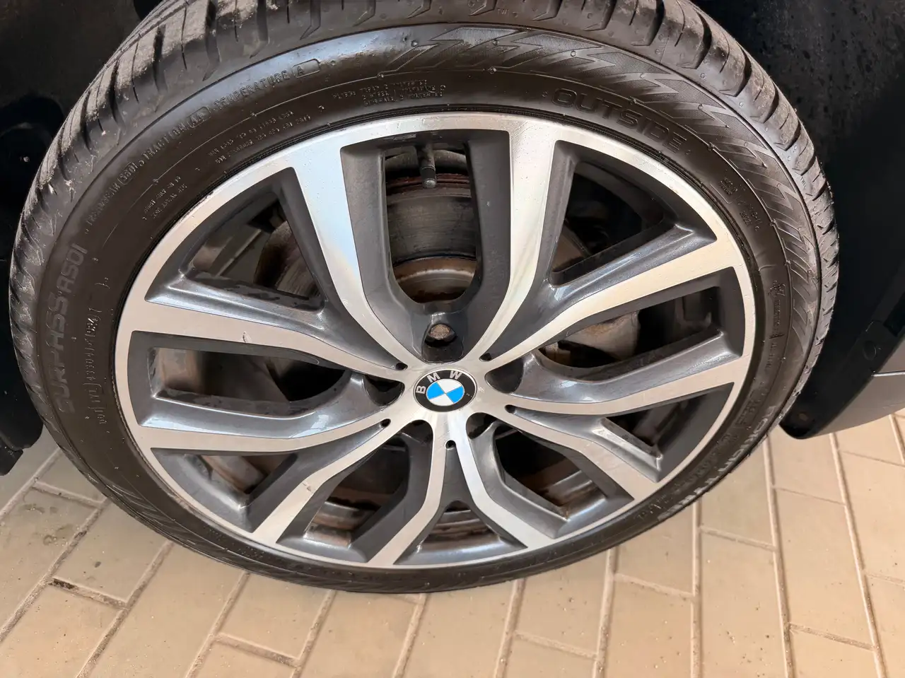 BMW X1 photo BMW X1