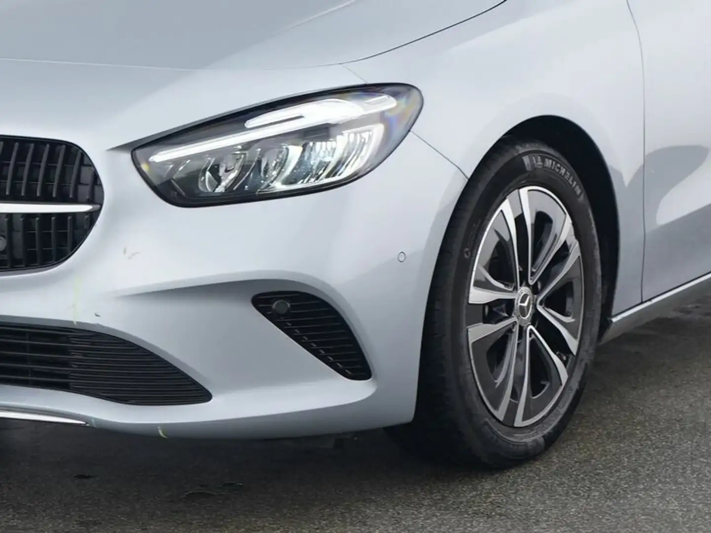 Mercedes-Benz B 200 B 200 d Progressive *AHK*KAMERA*TEMPO*EASY*WINTER Argent - 2
