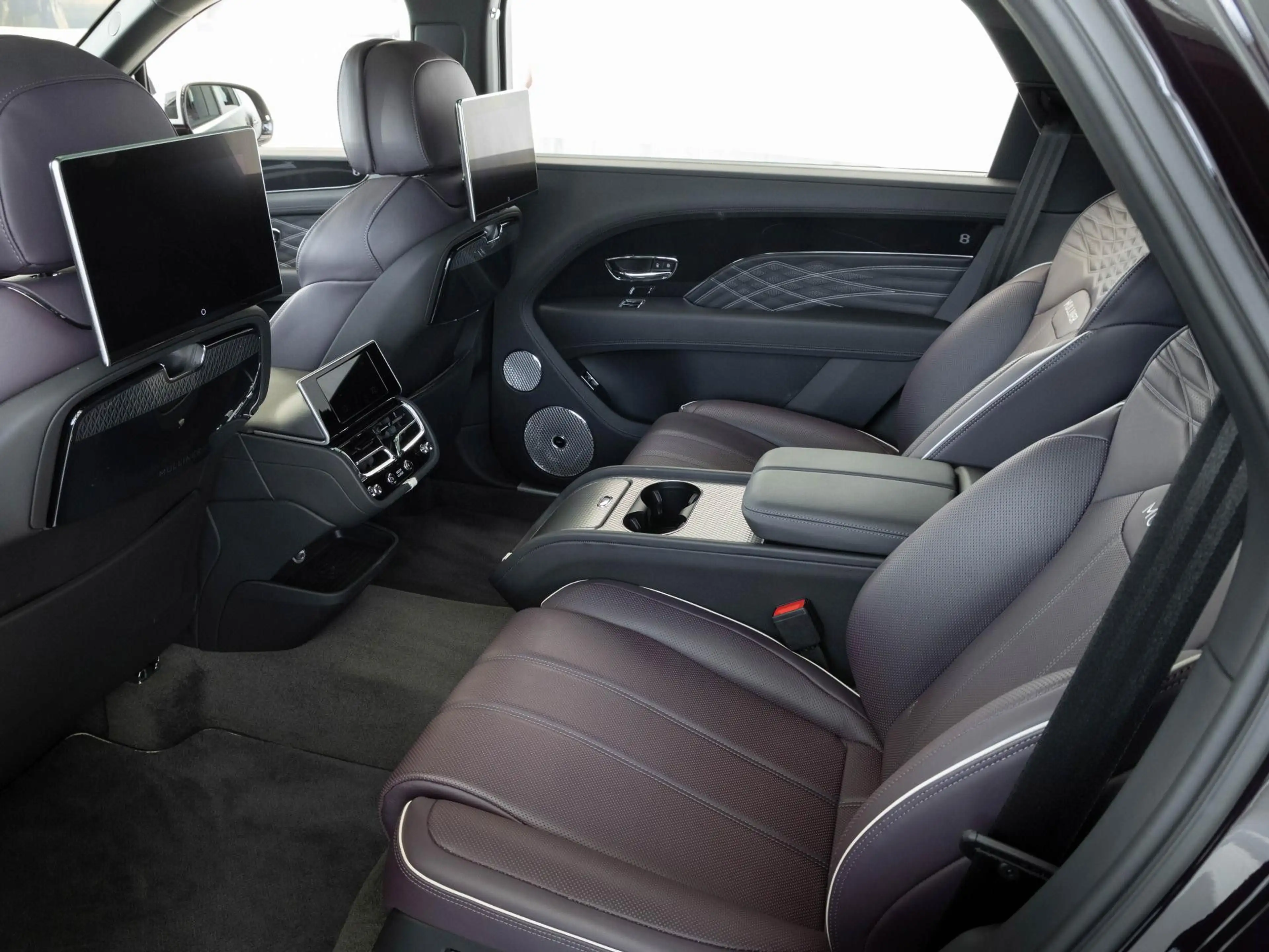 Bentley Bentayga EWB Mulliner von BENTLEY FRANKFURT — photo 9