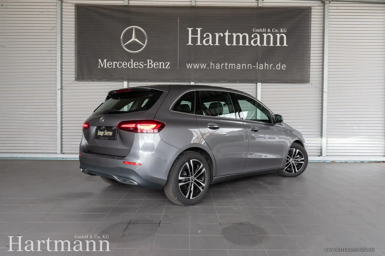 Mercedes-Benz B 250 B 250 4MATIC Progressive Advanced AHK LED Kamera Grau - 2