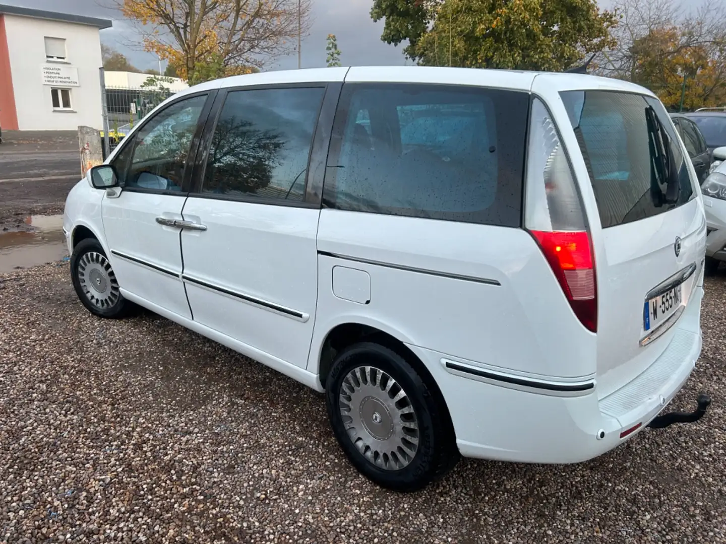 Lancia Phedra 3.0 V6 24V Auto Emblema Weiß - 2