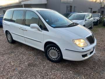 3.0 V6 24V Auto Emblema