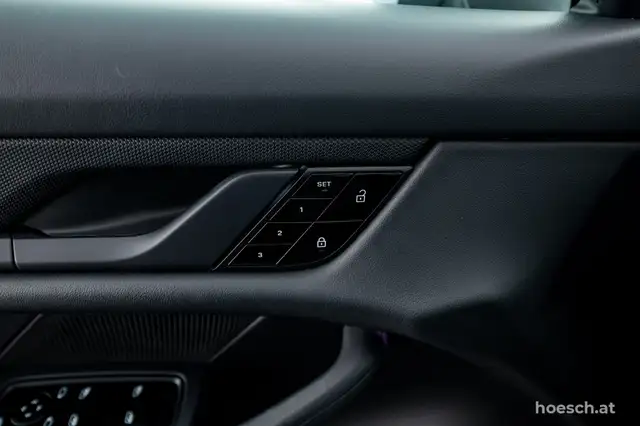 Porsche Taycan Taycan 4S Plus 93,4kWh TOP-EXTRAS ++ Ansicht 38