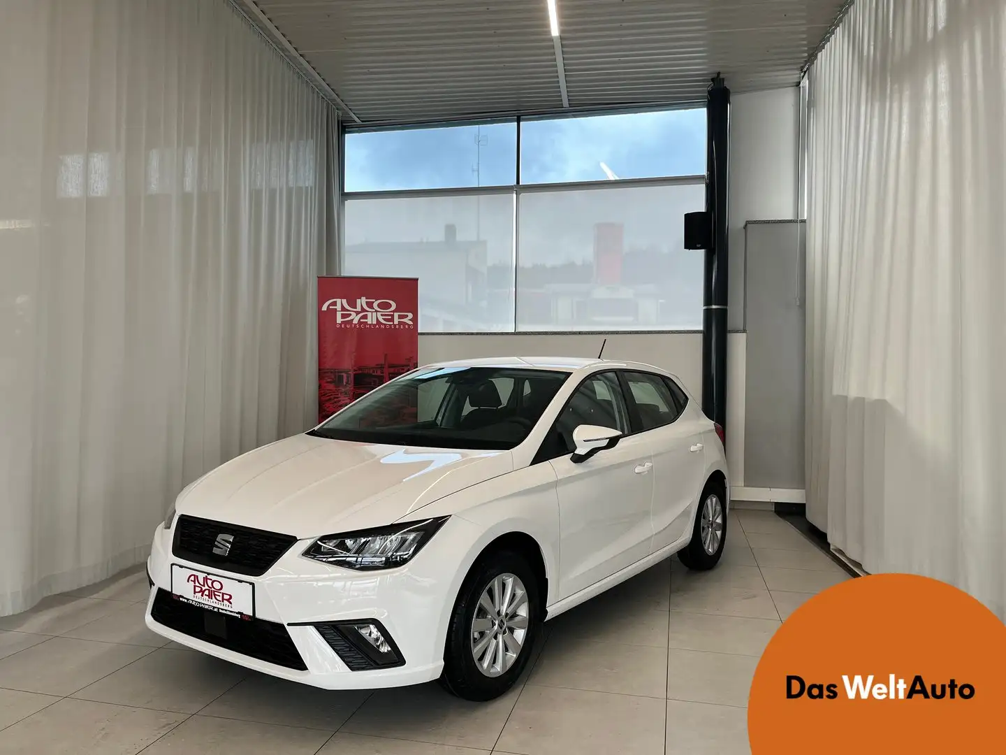 SEAT Ibiza Reference 1.0 Weiß - 1