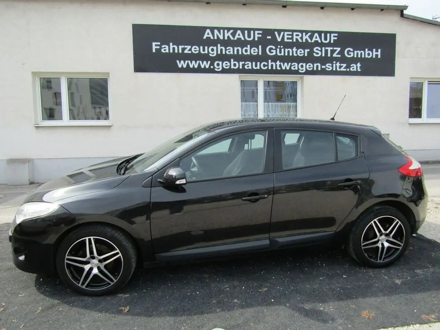 Renault Megane Mégane Expression Schwarz - 2