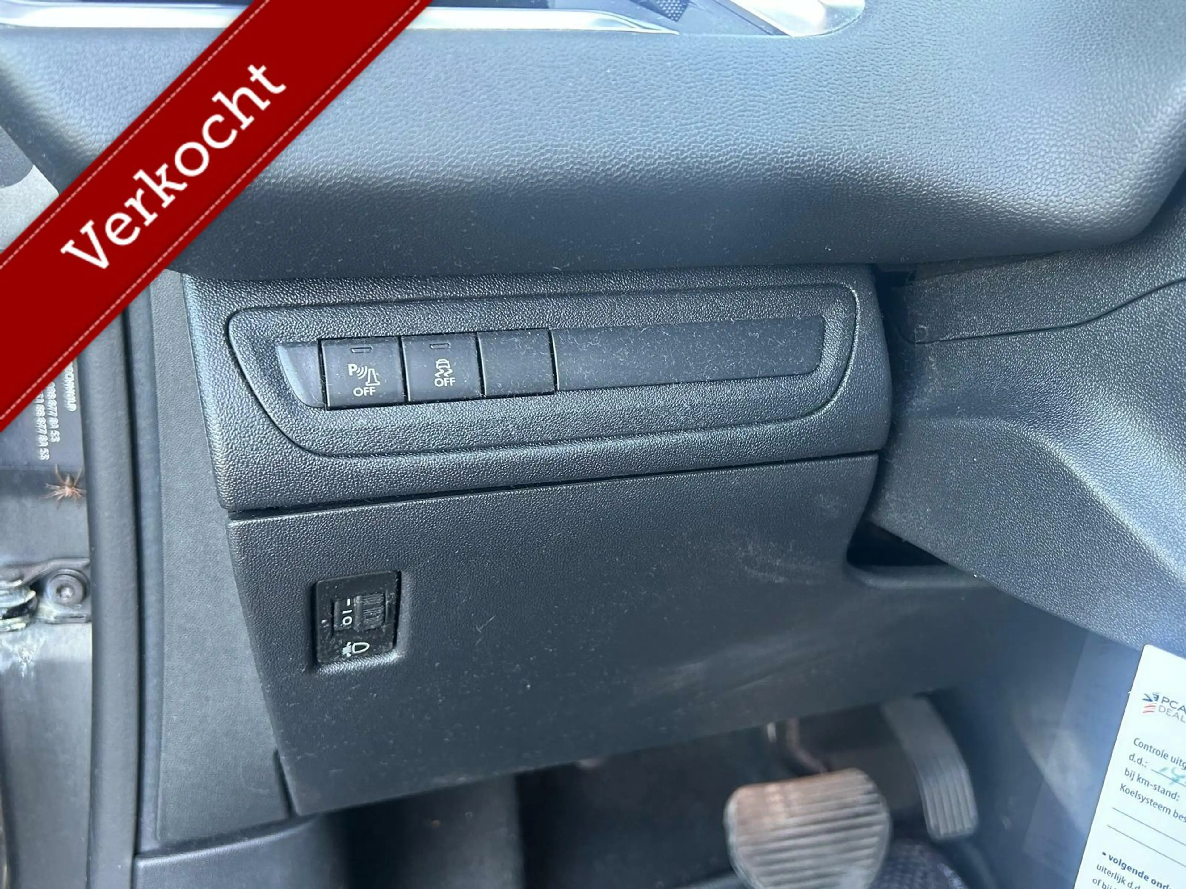 Peugeot 208 1.6 VTi Allure/automaat/Navi/Clima/PDC — photo 8