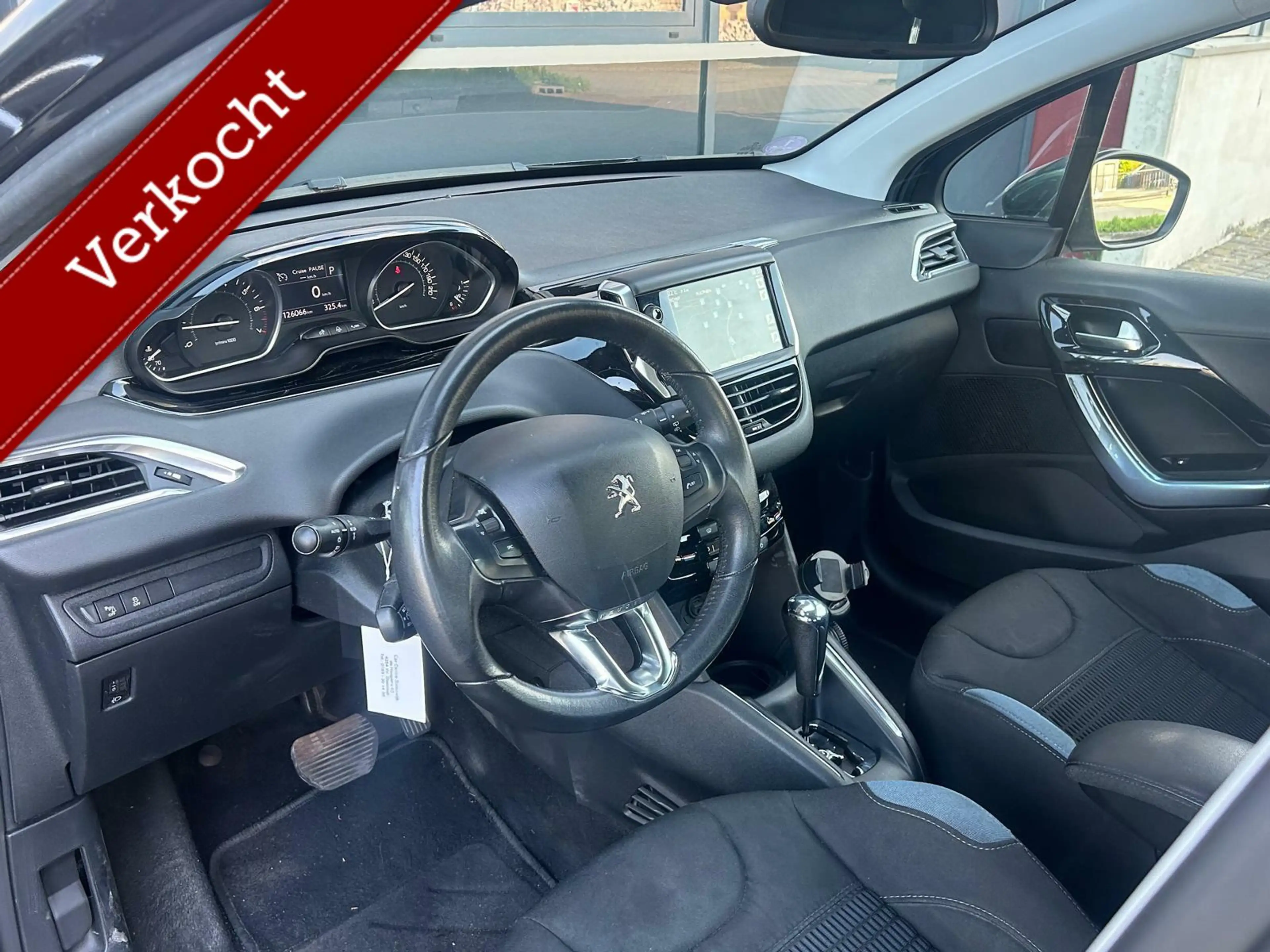 Peugeot 208 1.6 VTi Allure/automaat/Navi/Clima/PDC — photo 9