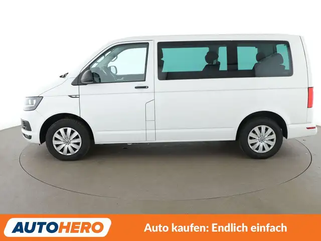 Volkswagen Multivan view 3