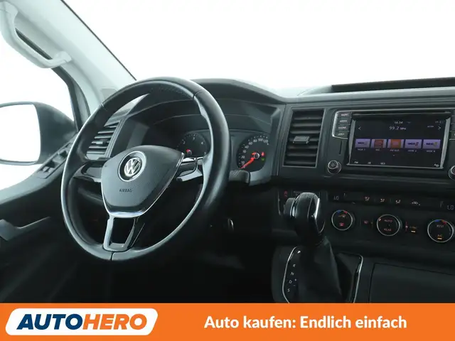 Volkswagen Multivan view 13