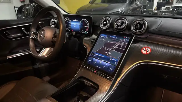 Mercedes-Benz C-Class view 10