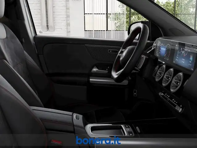 Mercedes-Benz Gla Class view 7