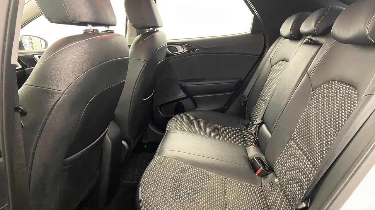 Kia X Ceed 1.5 mhev Business 160cv OPZIONE RATE NO BANCA, миниатюра 19