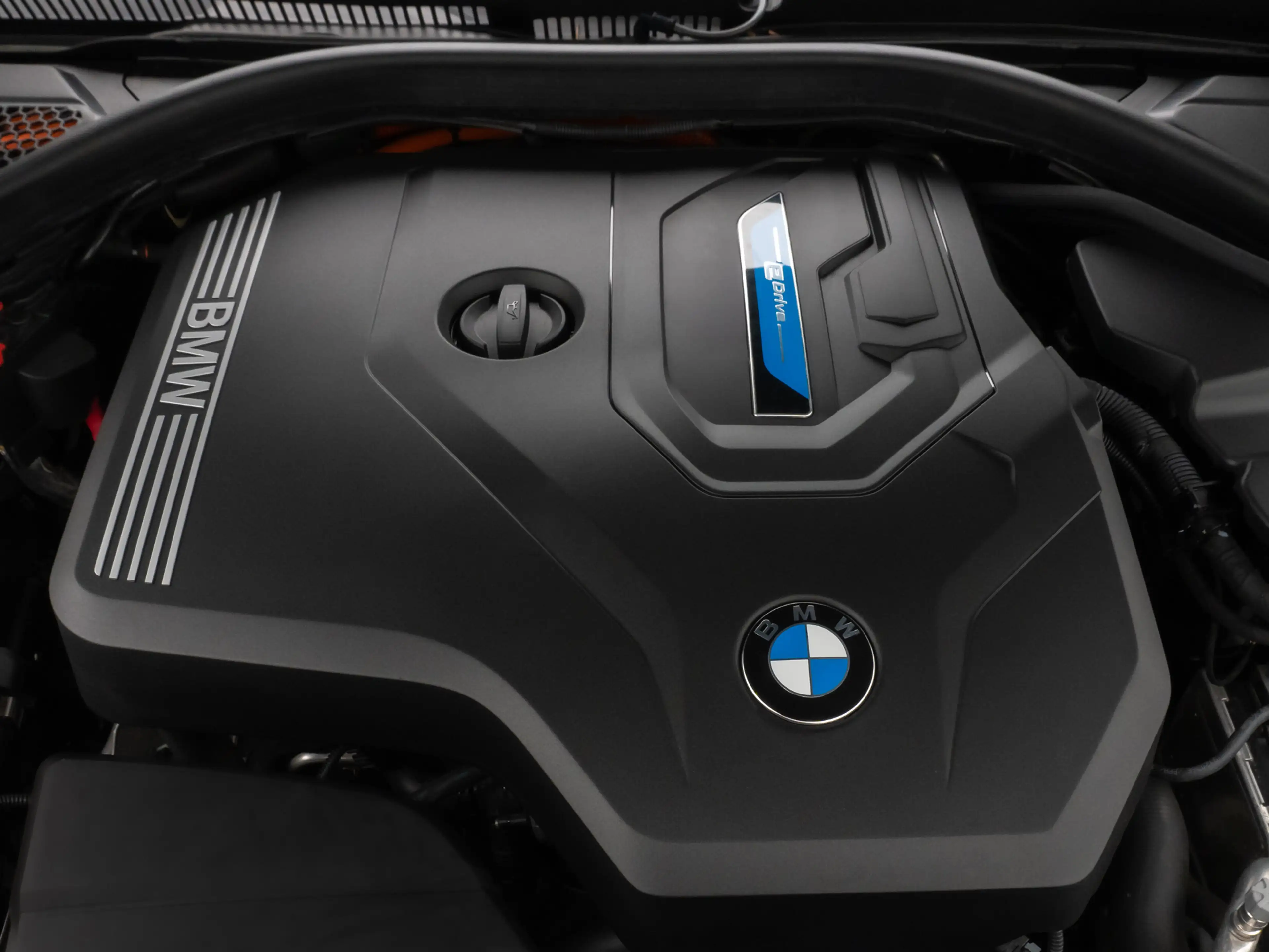 BMW 330 Luxury Line 360°Laser HUD DAB HiFi Sport — photo 15