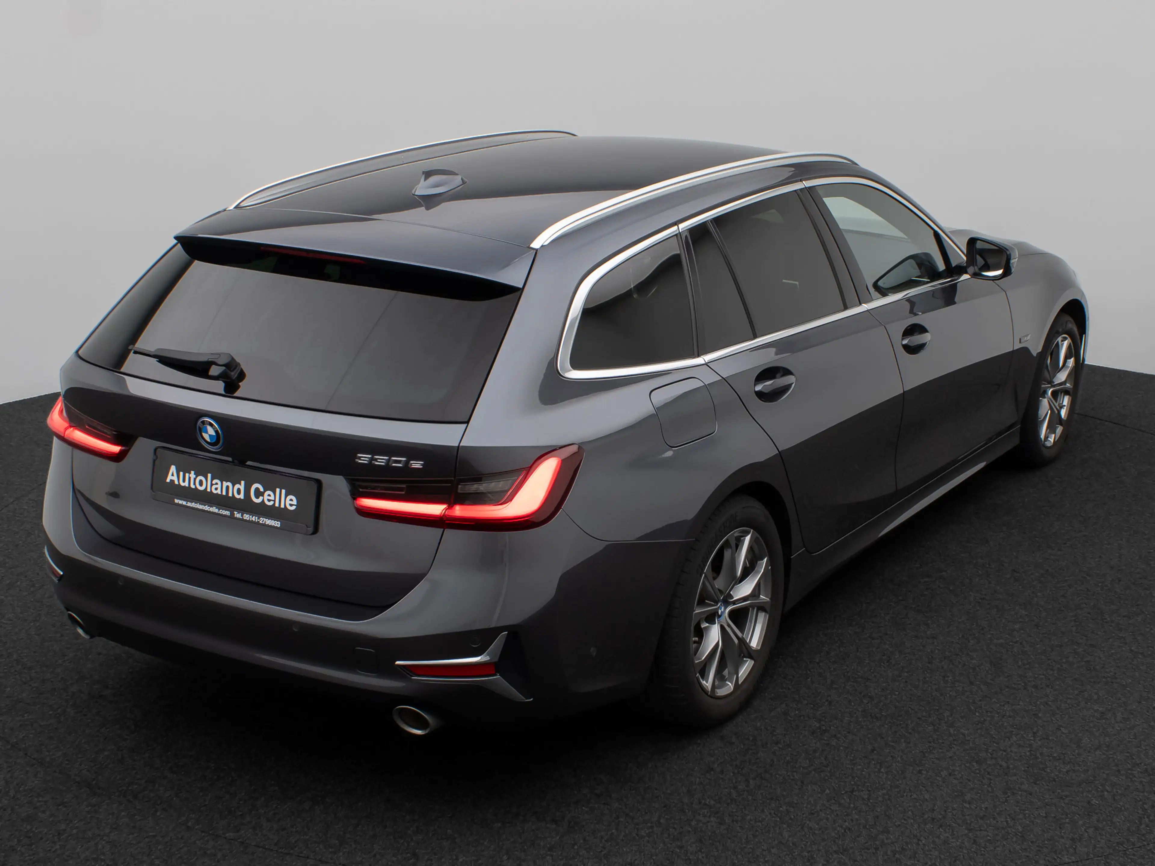 BMW 330 Luxury Line 360°Laser HUD DAB HiFi Sport — photo 7