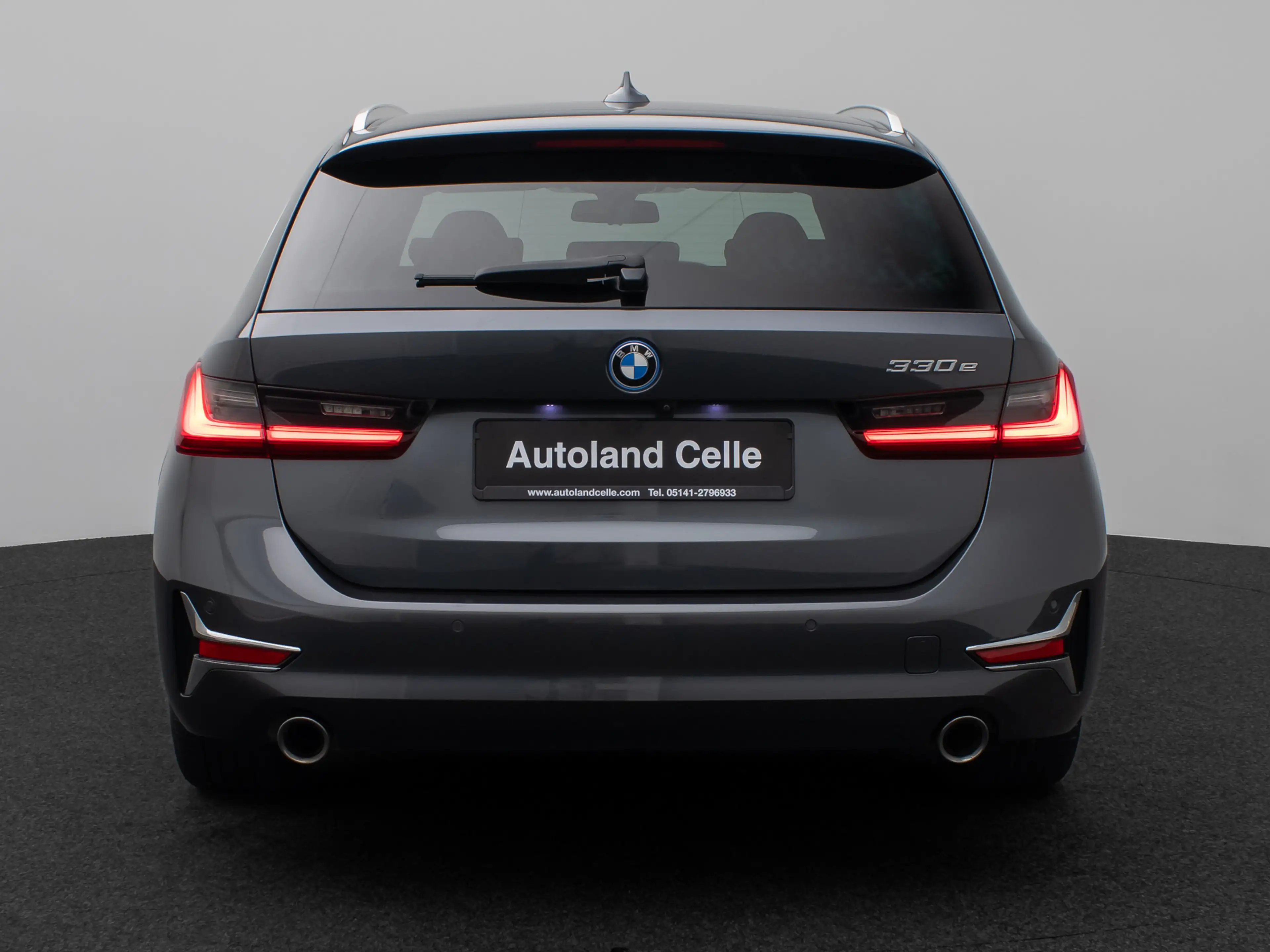 BMW 330 Luxury Line 360°Laser HUD DAB HiFi Sport — photo 8