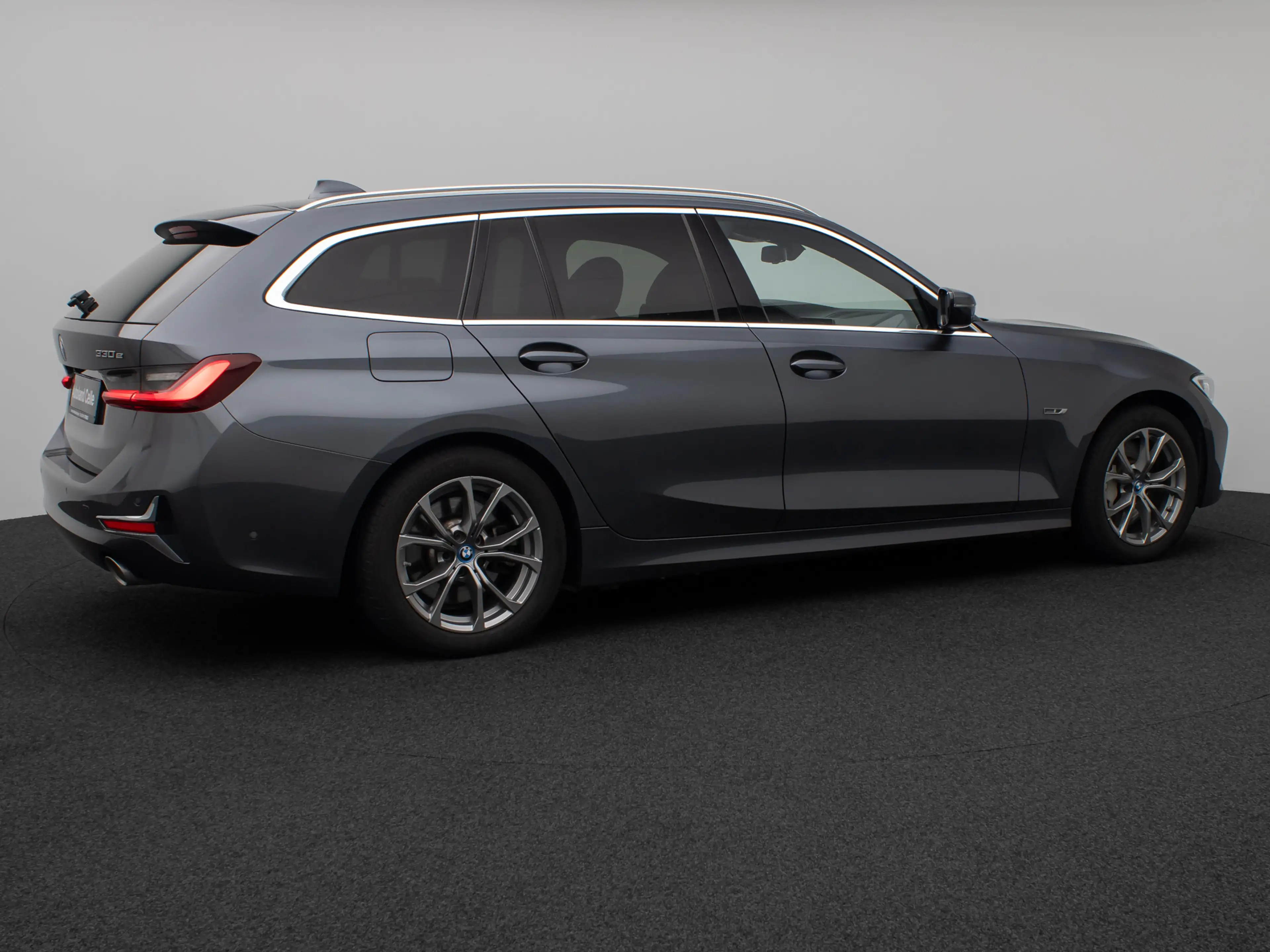 BMW 330 Luxury Line 360°Laser HUD DAB HiFi Sport — photo 6