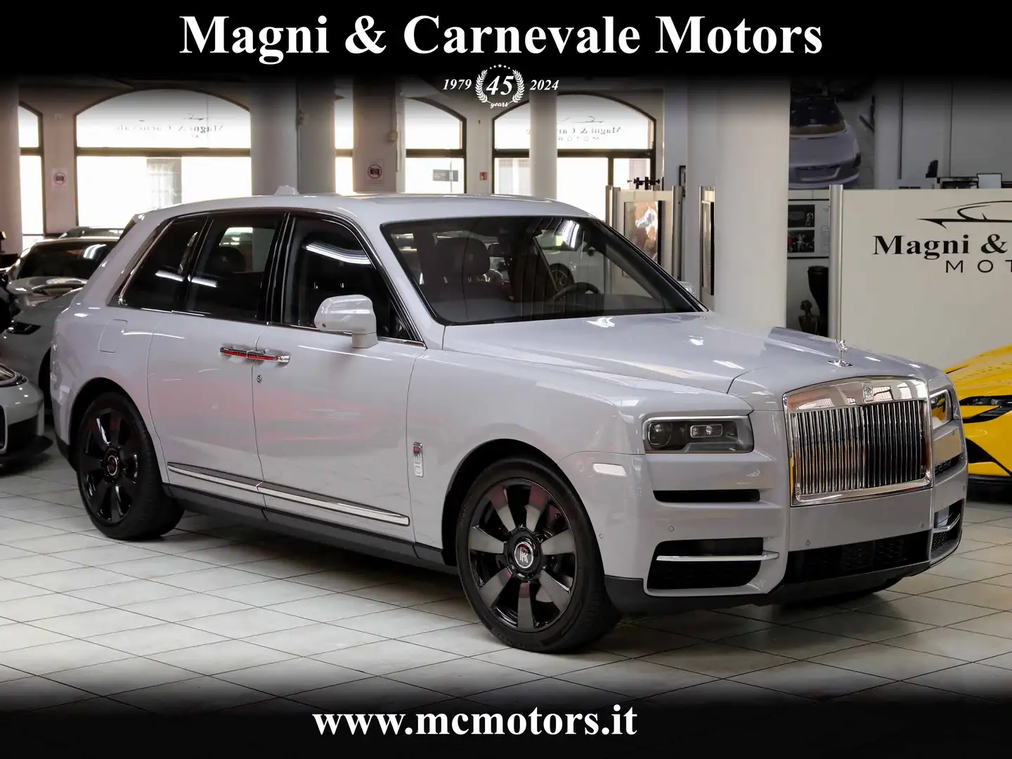 Rolls-Royce Cullinan SHOOTING STAR HEADLINER|HEAD-UP|22''|PICNIC TABLES Grigio - 1