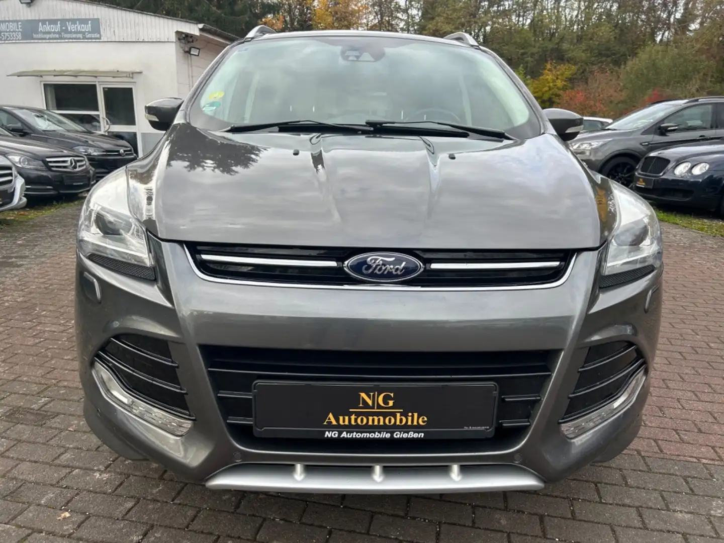 Ford Kuga Individual 4x4 *Xenon*Kamera*AHK*SHZ* Gris - 2