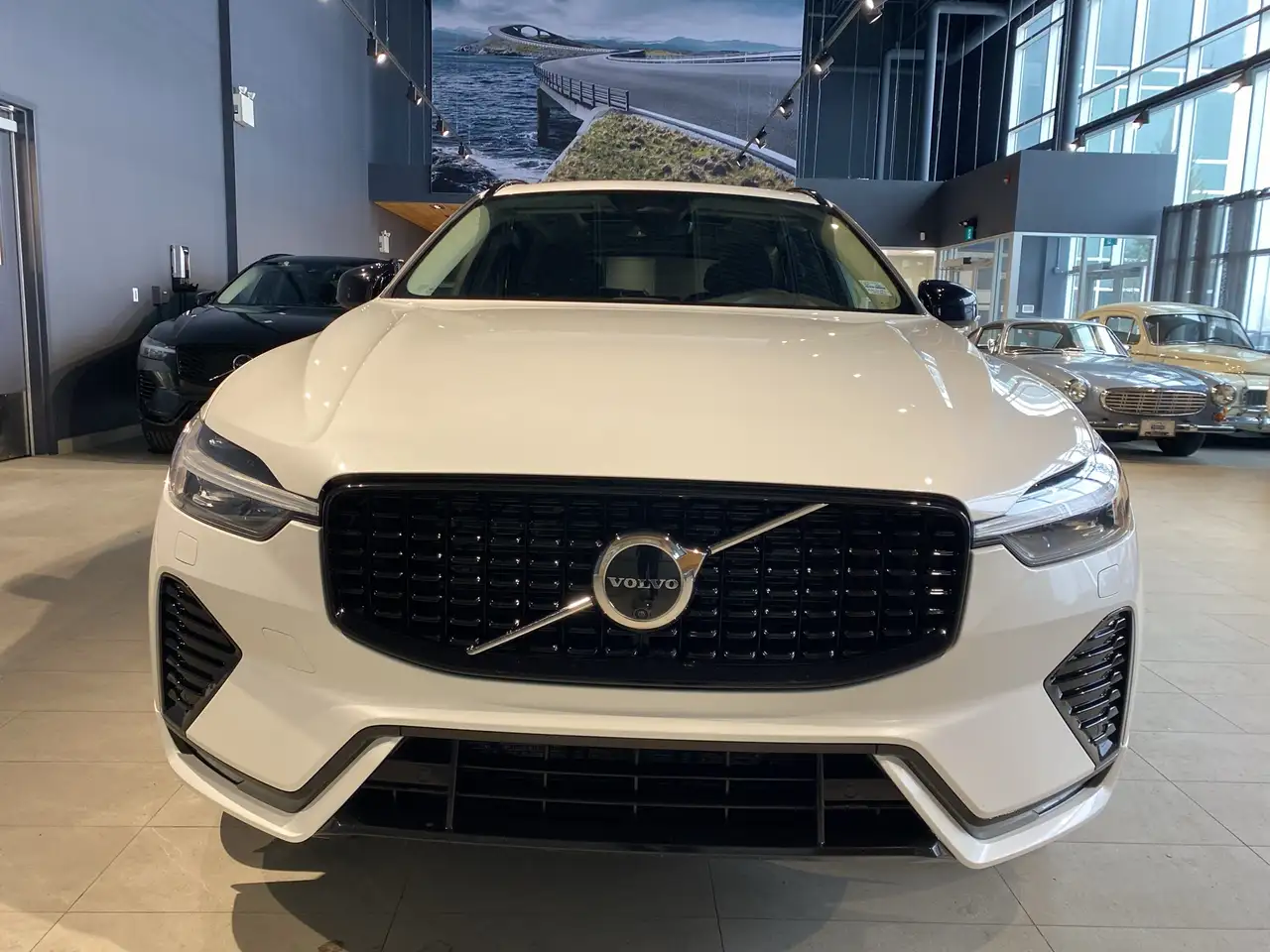 Volvo XC60 снимка Volvo XC60
