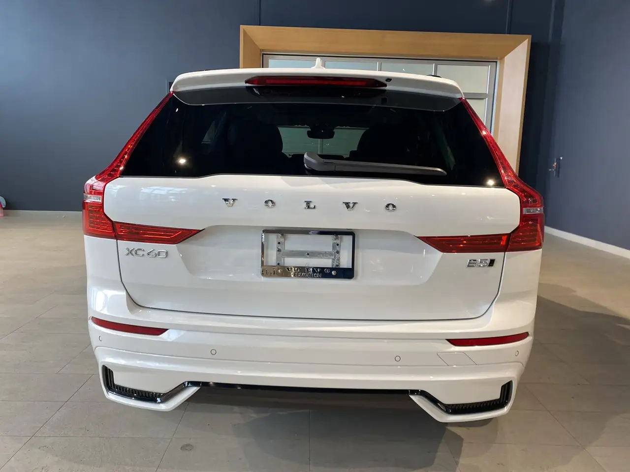 Volvo XC60 снимка Volvo XC60