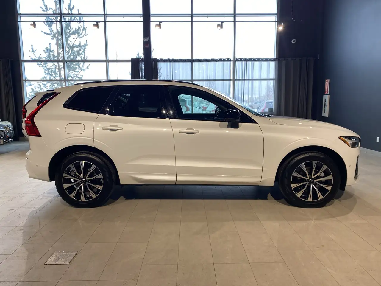 Volvo XC60 снимка Volvo XC60