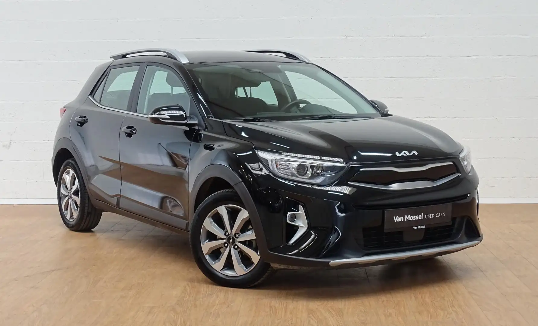 Kia Stonic 1.0 T 100 Pulse automaat Zwart - 2