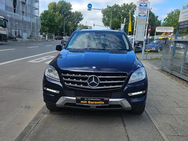 Mercedes-Benz ML 250 M-Klasse Diesel BlueTEC 4MATIC 7G-TRONIC