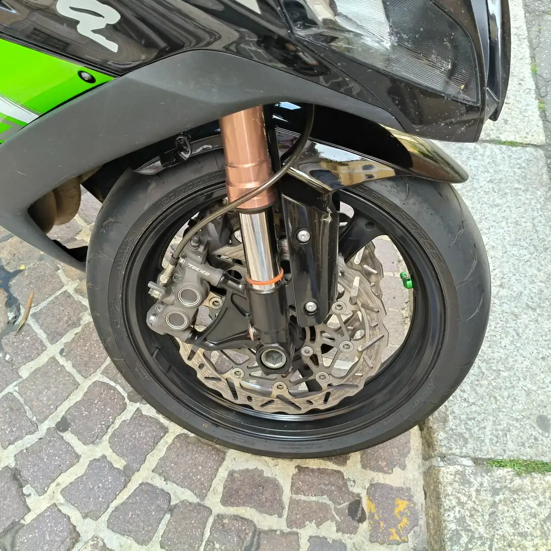 Kawasaki Ninja ZX-10R - 1