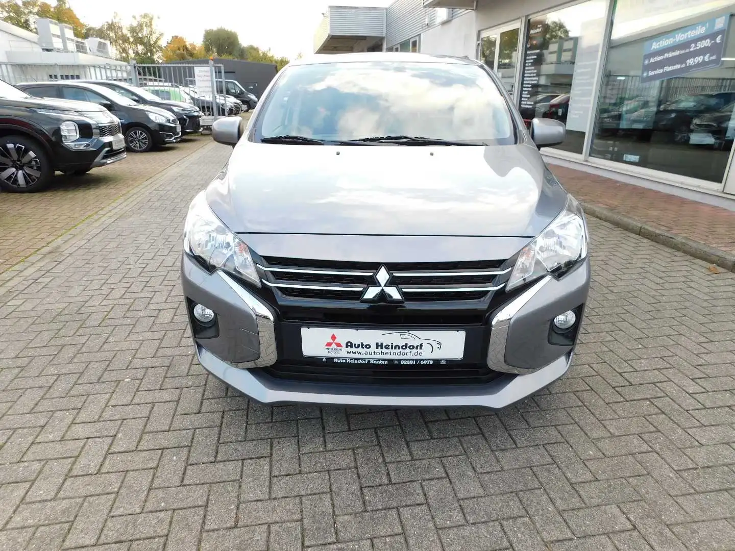Mitsubishi Space Star Select+ 1.2 *GJ-Reifen* Grau - 2
