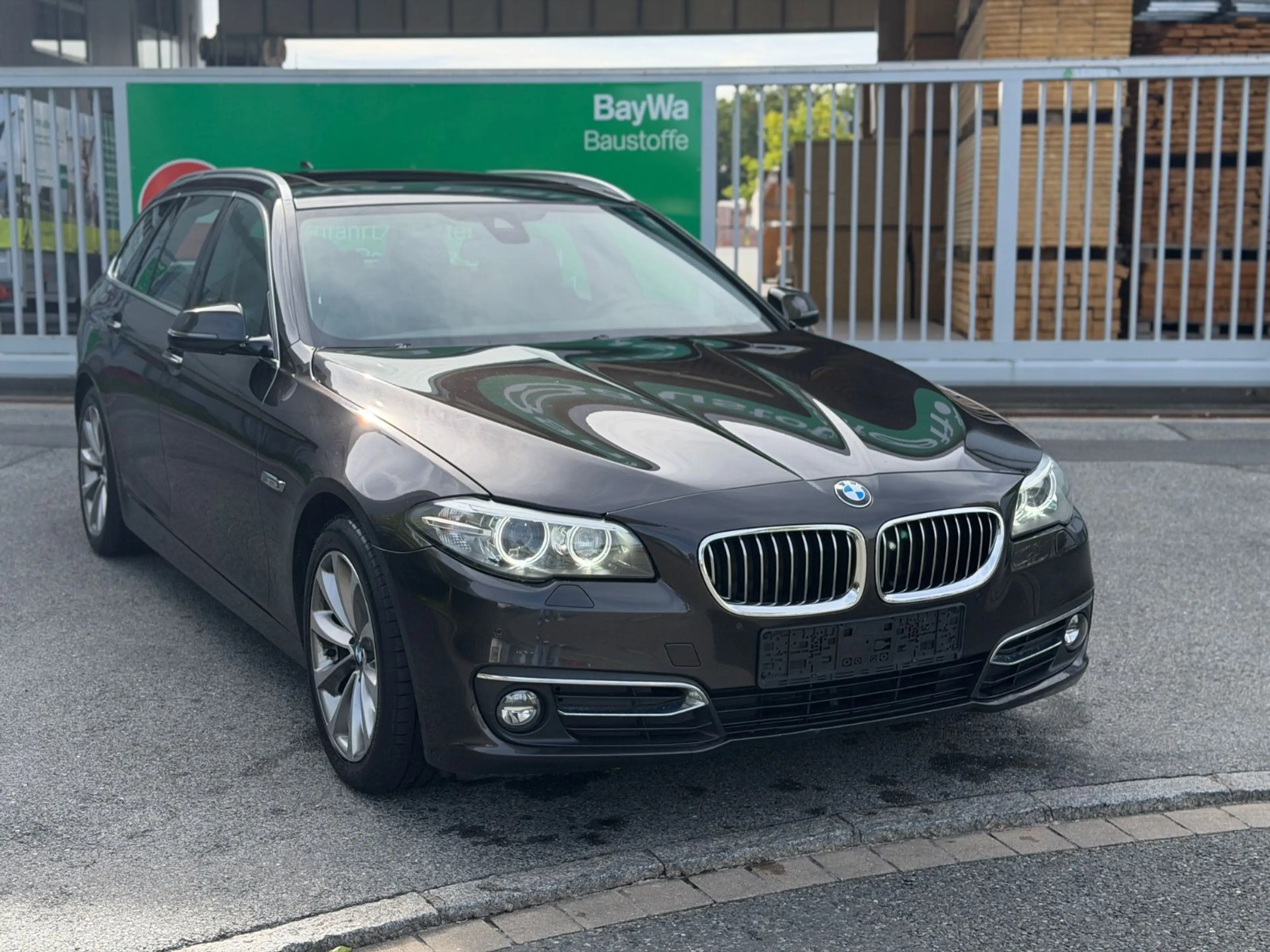BMW 525 5 Touring 525 d*NAVI*SHZ*PDC*PANO* — photo 3