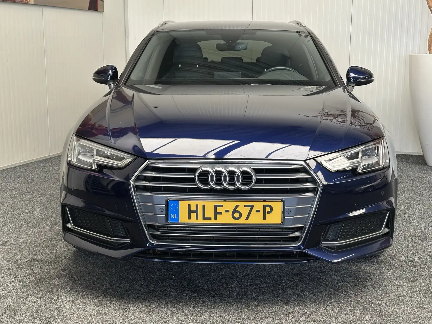 Audi A4 AVANT 35 TFSI SPORT S LINE EDITION NAVIGATIE A RIJ Blauw - 2