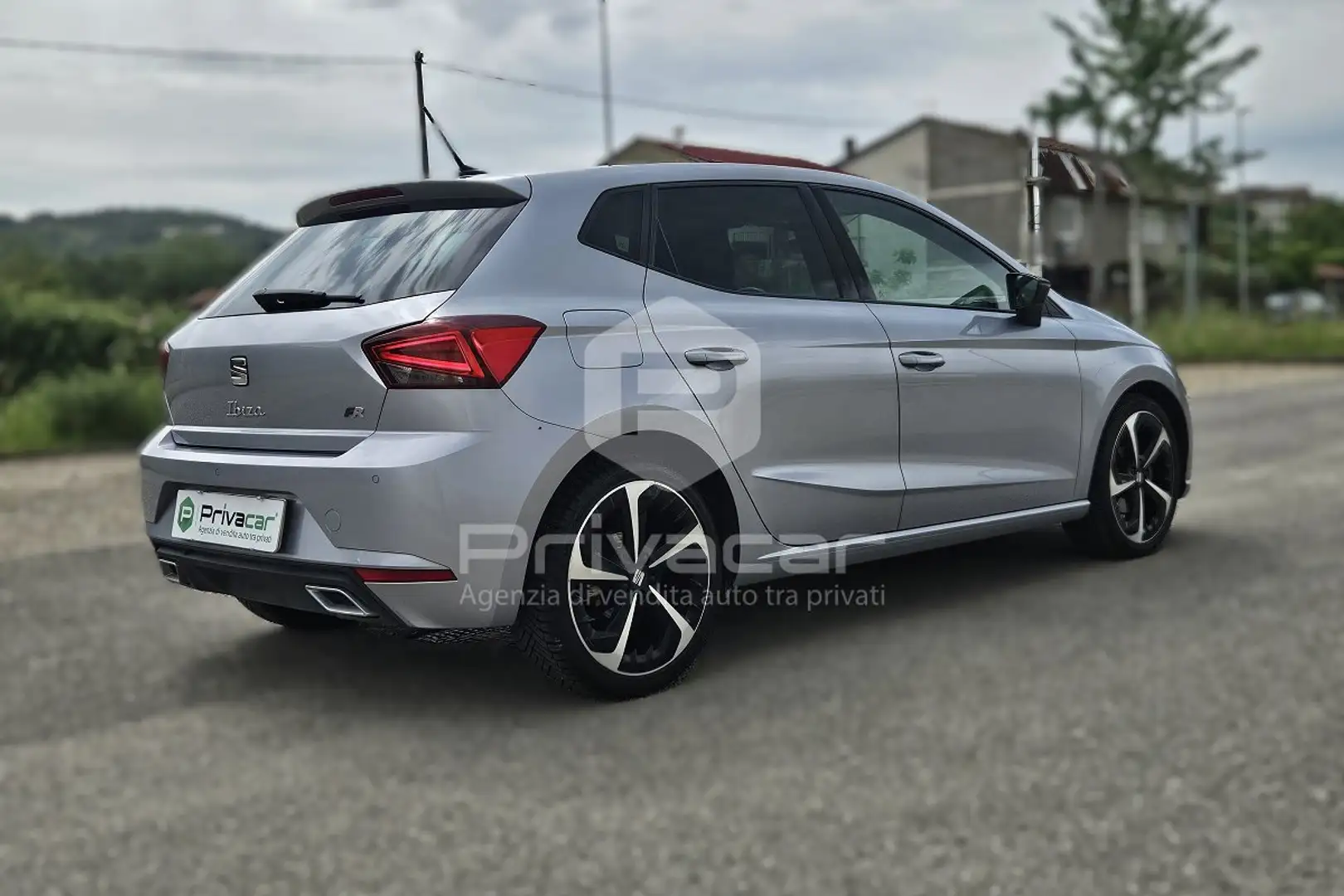SEAT Ibiza Ibiza 1.0 EcoTSI 110 CV DSG 5 porte FR Silber - 2