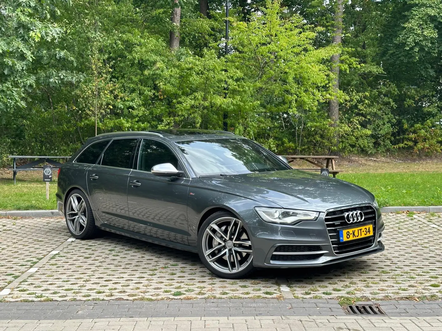 Audi A6 Avant 3.0 TDI BiT quattro S Edition Grijs - 1