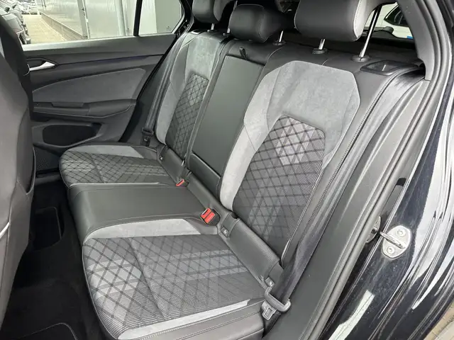 Volkswagen Golf view 10