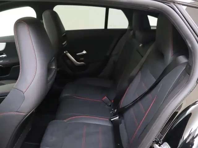 Mercedes-Benz CLA view 6