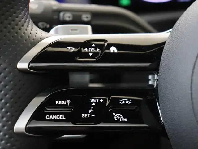 Mercedes-Benz CLA view 13