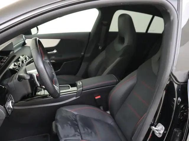 Mercedes-Benz CLA view 11