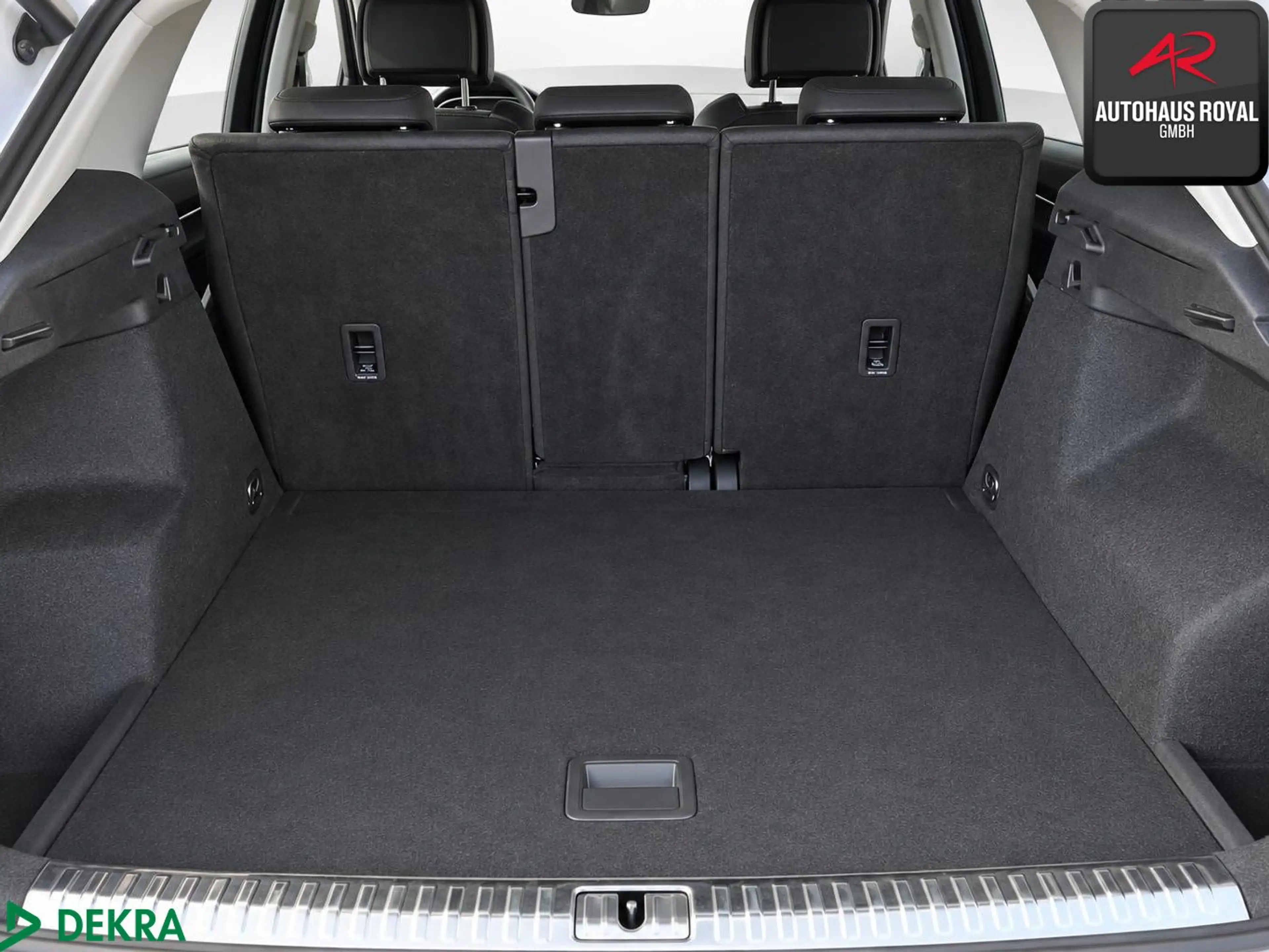 Audi Q3 Q3 35 TDI S LINE 19Z STANDHEIZ,360°,KEYLESS — photo 8