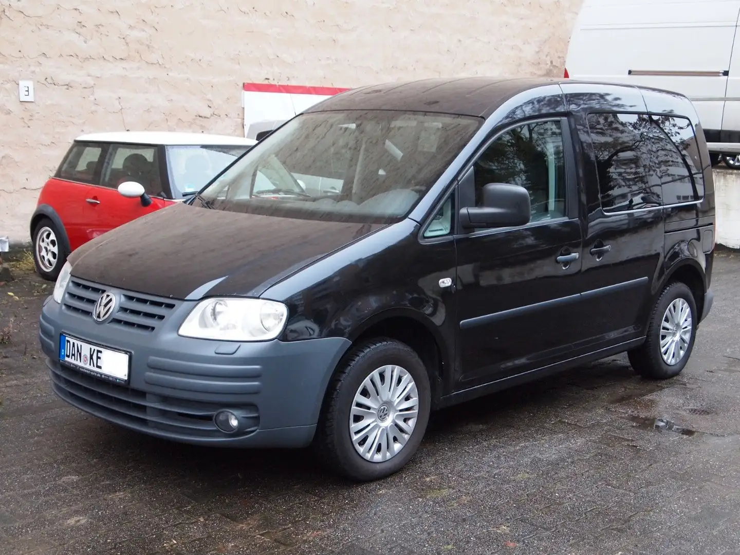 Volkswagen Caddy 2,0 CNG Life EcoFuel Schwarz - 2