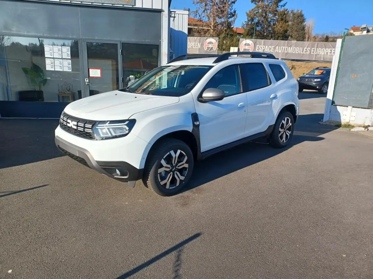 Dacia Duster — photo 6