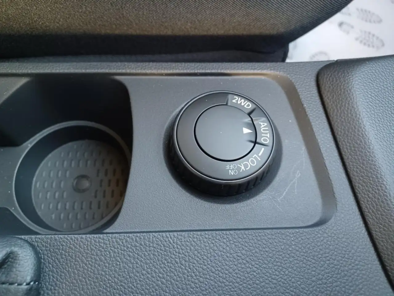 Dacia Duster — photo 13