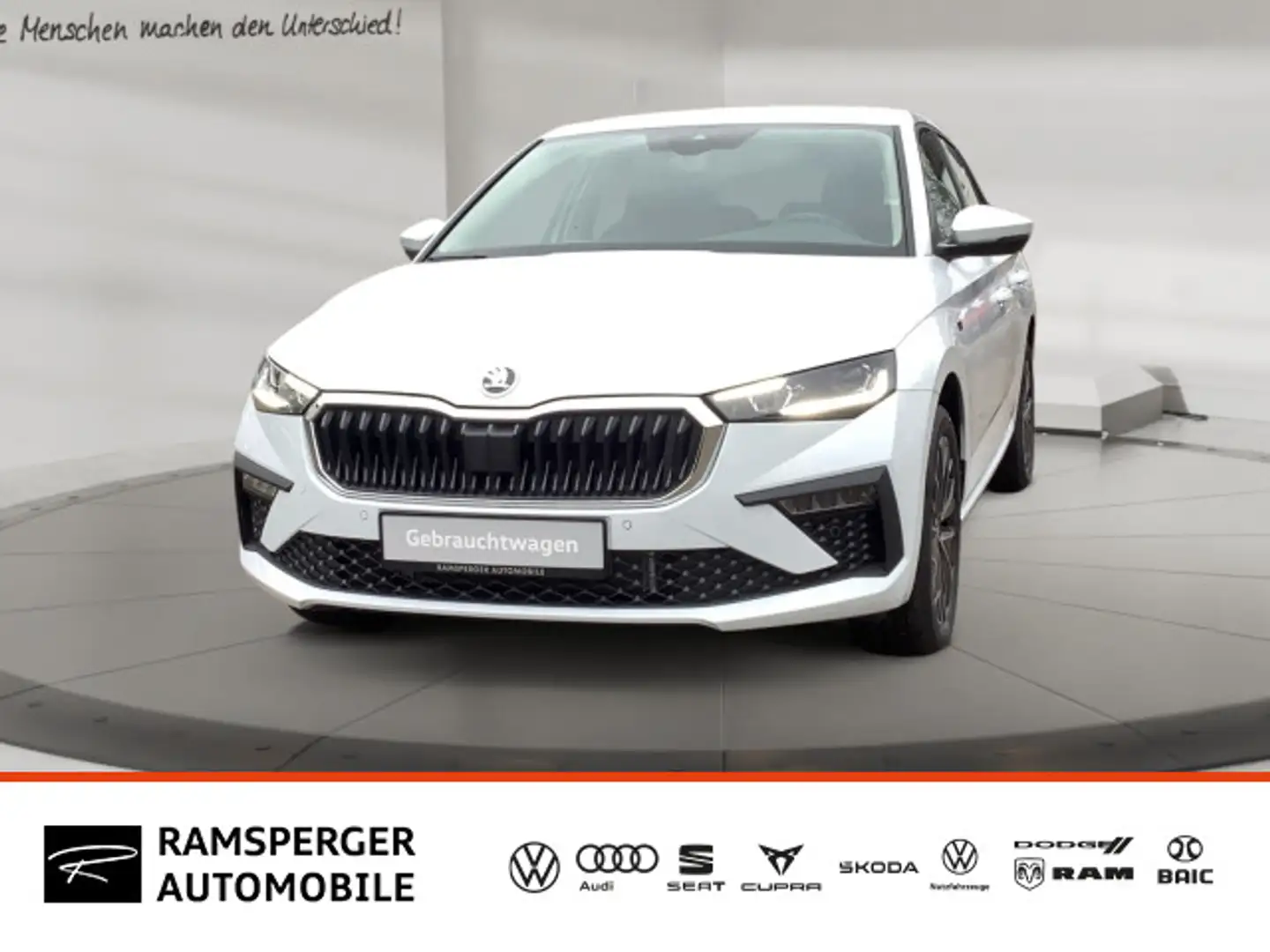 Skoda Scala 1.0 TSI DSG Drive AHK ACC LED SHZ Kamera P Weiß - 1