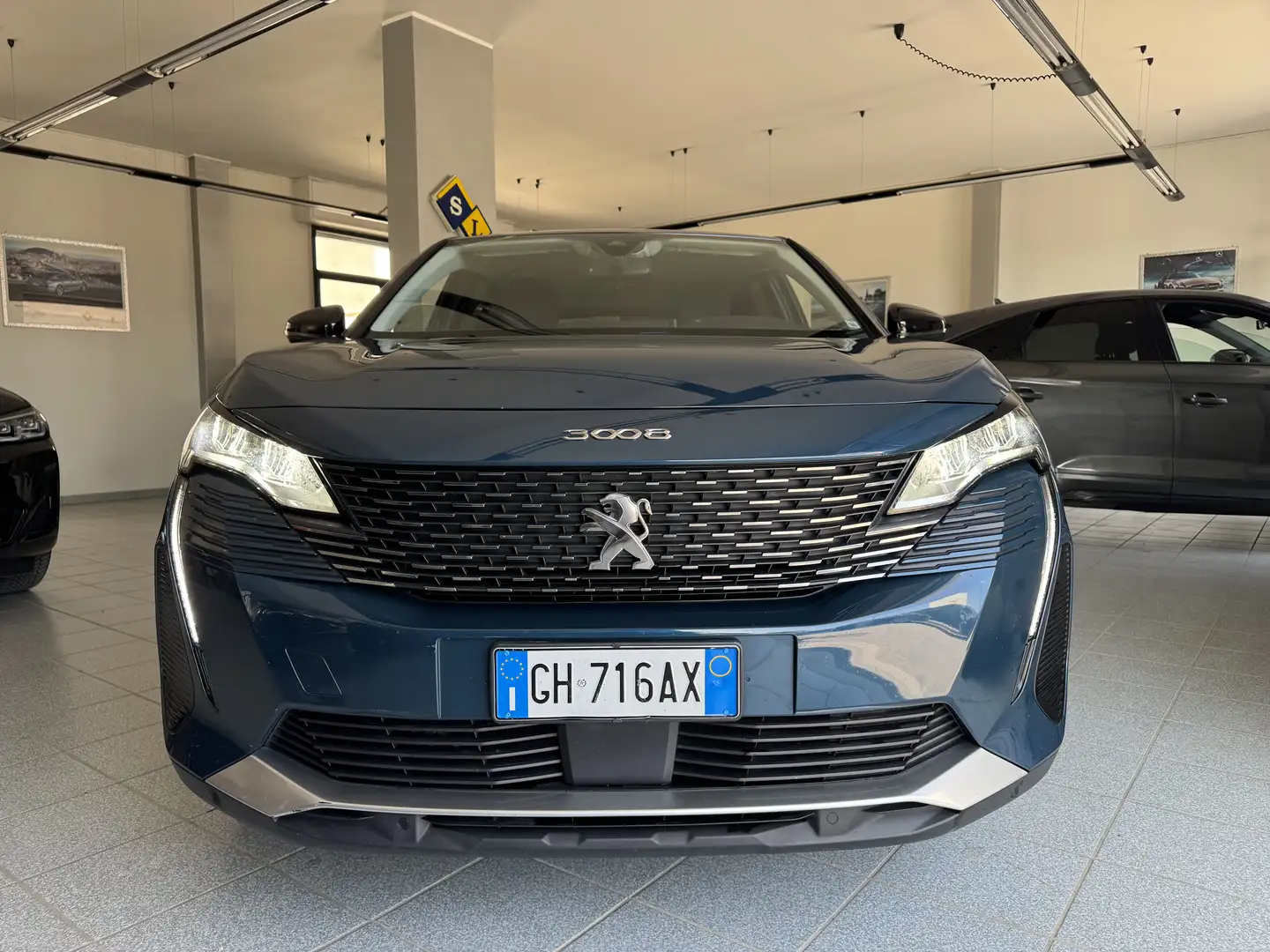 Peugeot 3008 1.5 bluehdi Allure Pack s&s 130cv eat8 Blu/Azzurro - 2