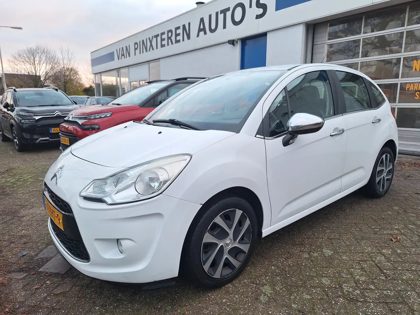 Citroen C3 1.6 e-HDi Collection navi/pdc/clima Белый - 1