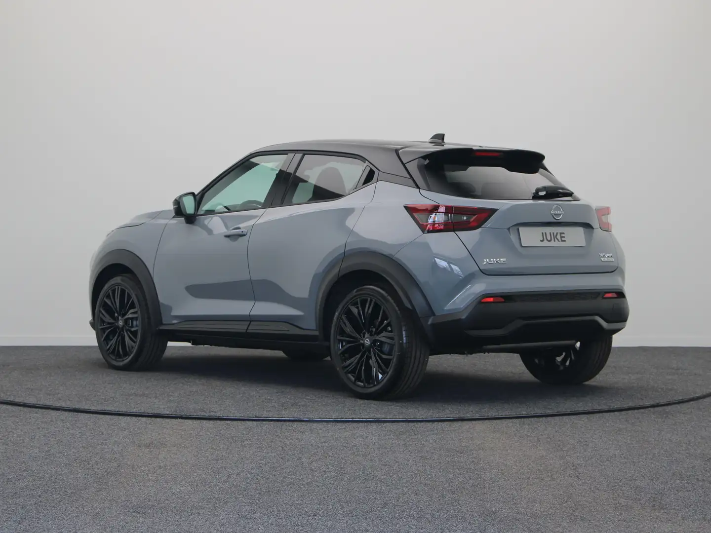 Nissan Juke N-Sport + Technology Pack + Light Cold Pack 1.6L H Grijs - 2