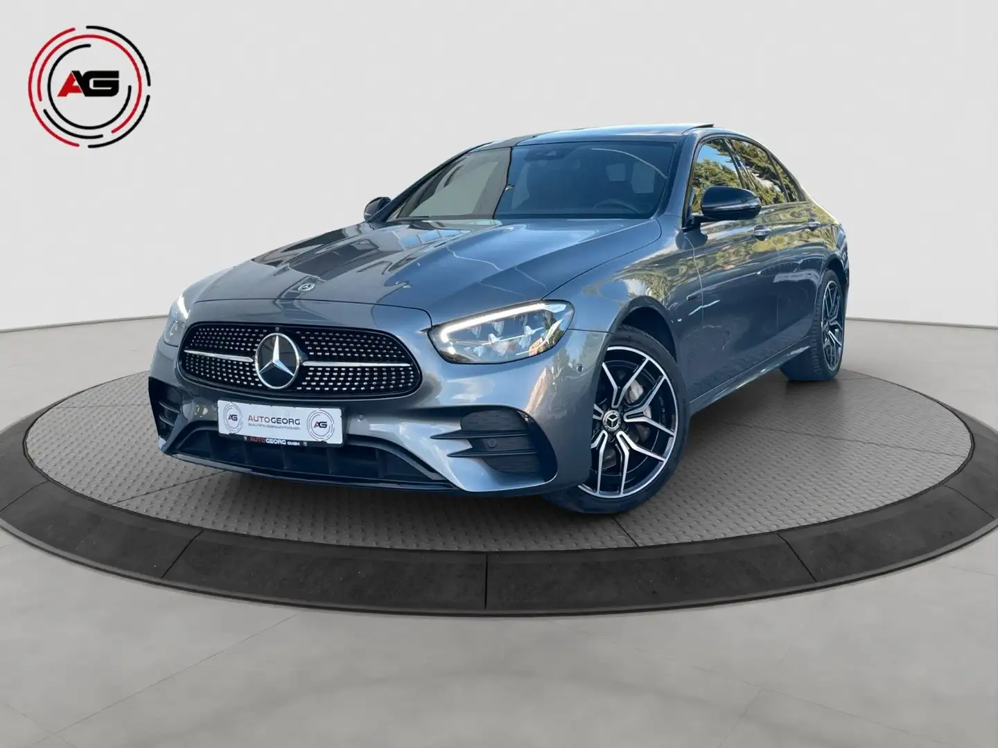 Mercedes-Benz E 300 de Lim AMG LINE MBUX+ BURMESTER 360° PANO Grau - 1
