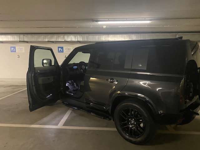 Land Rover Defender Defender 110 D200 X-Dynamic SE